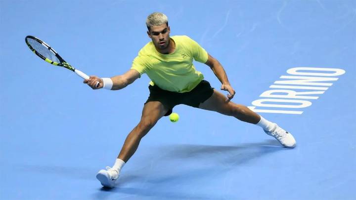 Alcaraz le ganó un partido durísimo a Fritz y quedó muy cerca de la clasificación a semis en las ATP Finals