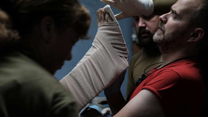 Ucrania resiste con uñas y dientes en el frente mientras refuerza su escudo aéreo