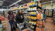 Chicago non-profit converts to ‘grocery buddy’ admid SNAP delays – NBC Chicago