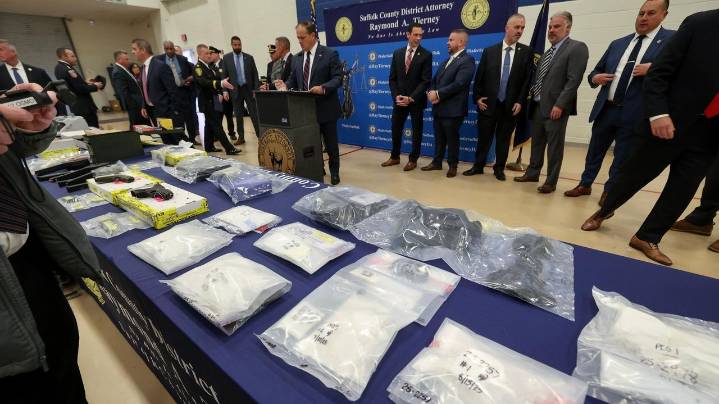 LI drug bust had 'enough fentanyl to kill every one of Suffolk's 1.5M residents,' DA says