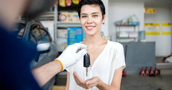 Car expert issues motorists with four