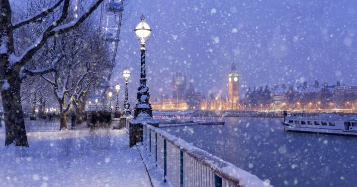 Met Office gives early verdict on chances of Christmas snow 