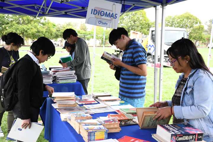 Doná, compartí y descubrí: Vuelve la Suelta de Libros a Salta