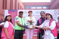 'गुलाबी उड़ान' साइक्लोथॉन ने दिल्ली में स्तन कैंसर जागरूकता और शीघ्र पहचान का मजबूत संदेश दिया।