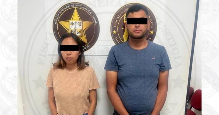 Acusan a mujer de pegar a bebé mientras pareja grababa