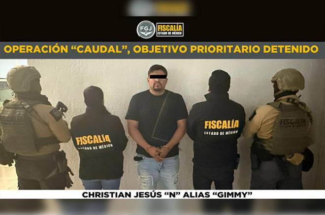 Video: Detienen a regidor de Chalco líder de sindicato vinculado con huachicoleo de agua