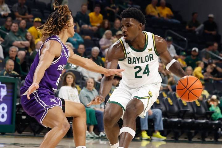 Deadspin | Cameron Carr nets 27, as Baylor holds off pesky Tarleton State
