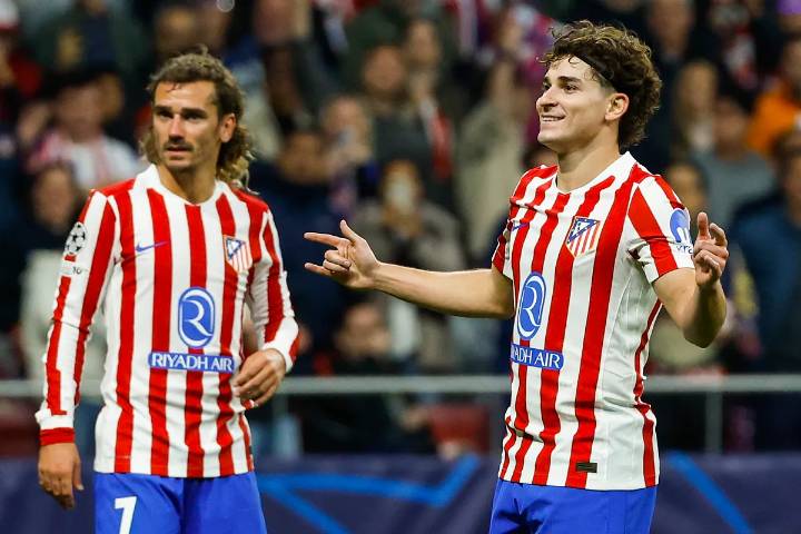 Champions: El Atlético vence con sufrimiento a una de las 'Cenicientas' de la Champions