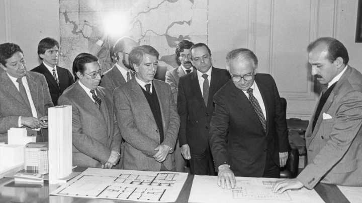 'Debí haber hecho más pedagogía con los militares al iniciarse el Gobierno' Belisario Betancur sobre la toma del Palacio de Justicia