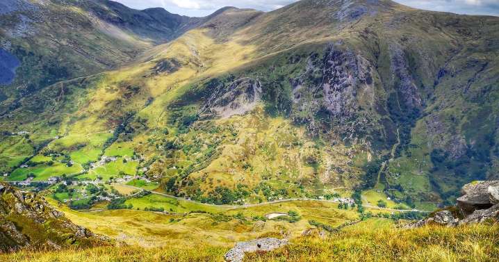 Wales warned not to repeat mistakes of 'horror story' tourism policy in Scotland