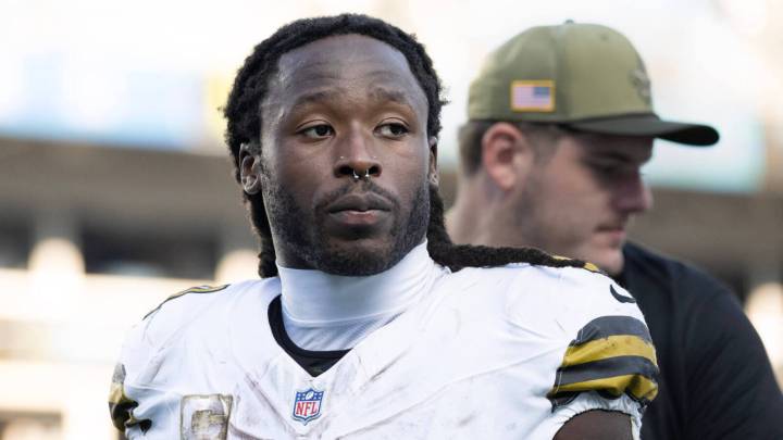 Alvin Kamara's career-worst season just managed to get worse