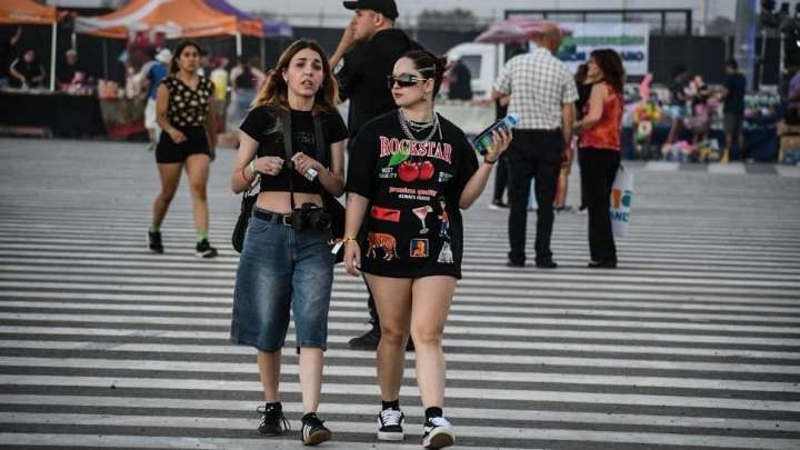 Tercera noche de la Fiesta del Sol: buscate en la galería de imágenes