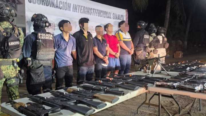 Un Muerto y 5 Detenidos en Culiacán; Aseguran Armamento, Explosivos y Vehículo