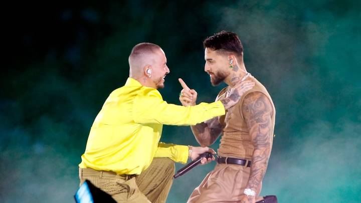 J Balvin y Maluma emocionan a Medellín con un reencuentro histórico en el escenario; el momento se volvió viral