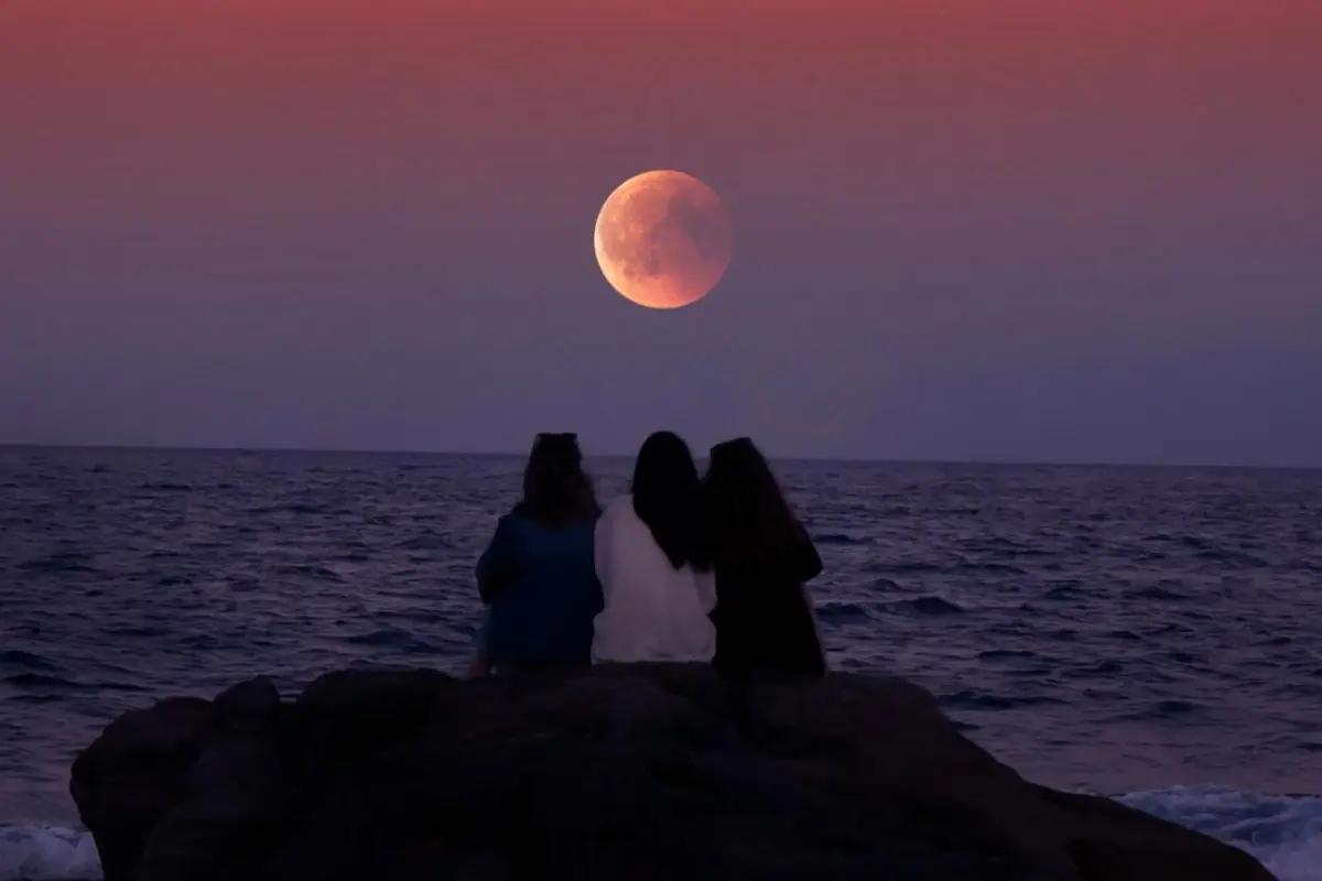 Luna más brillante del año deslumbra al mundo