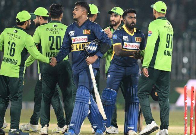 Eight Sri Lankan players set to return home from Pak due to safet...