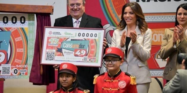Emiten billete de lotería para celebrar 49 años de la Revista del Consumidor