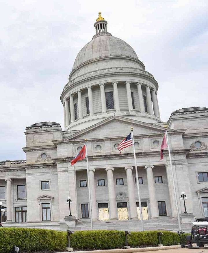 Arkansas Symphony Orchestra to host 'Carols at the Capitol' inside the Arkansas State Capitol Rotunda