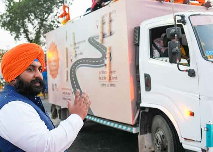 Sri Anandpur Sahib sky resonates with ‘Bole so Nihal, Sat Sri Akal’ as Nagar Kirtans converge on holy city