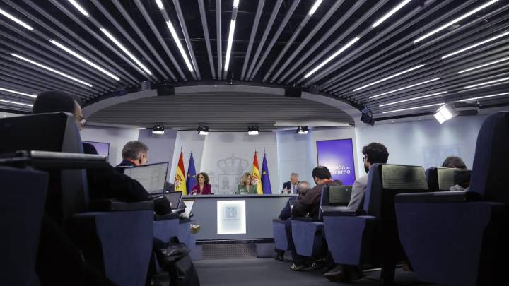 El Gobierno eleva 'techo de gasto' al récord de 216.177 millones en 2026 y prevé un déficit del 2,1%