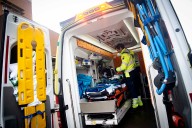 Cinco heridos, uno grave, al salirse con el coche de una carretera en Albacete