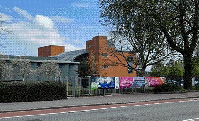 Reading College in lockdown after boy injured in ‘stabbing’