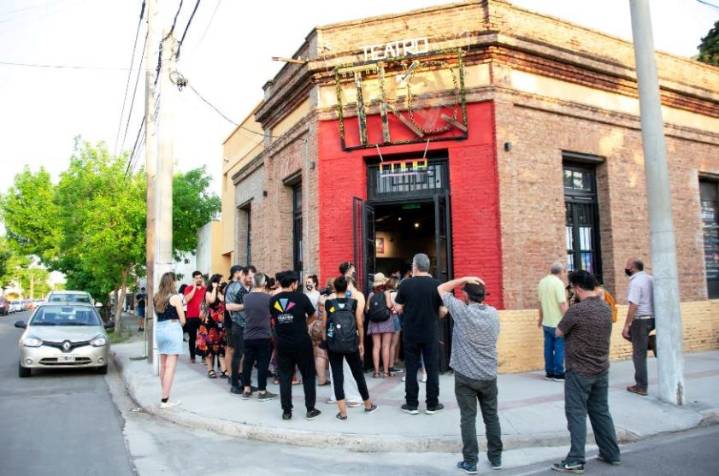 El Teatro TKQ se llena de humor y creatividad con un nuevo “Match de Improvisación”