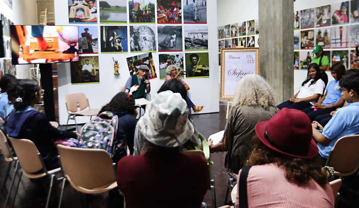 Promueven la ecopoesía y el amor por la vida en Feria del Libro CCS