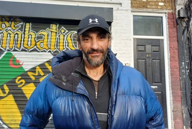 Man who ‘called police’ on escaped prisoner recognised him from Metro