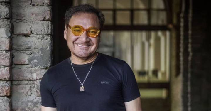 Rodrigo Muñoz se defiende de los malos comentarios y celebra el embarazo de Daniela Pérez: “Opinan desde cualquier lugar”