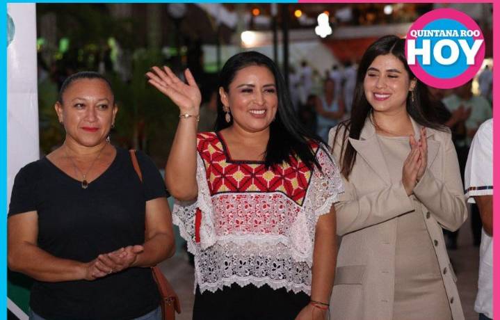 Puerto Morelos estrena moderna iluminación en el Casco Antiguo