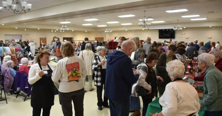 Holiday craft fair benefits Middletown charity group