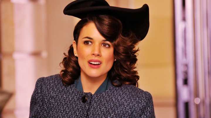 Adriana Ugarte, Rubén Cortada y Peter Vives se reencuentran 12 años después para rodar ‘Sira’, la secuela de ‘El tiempo entre costuras’