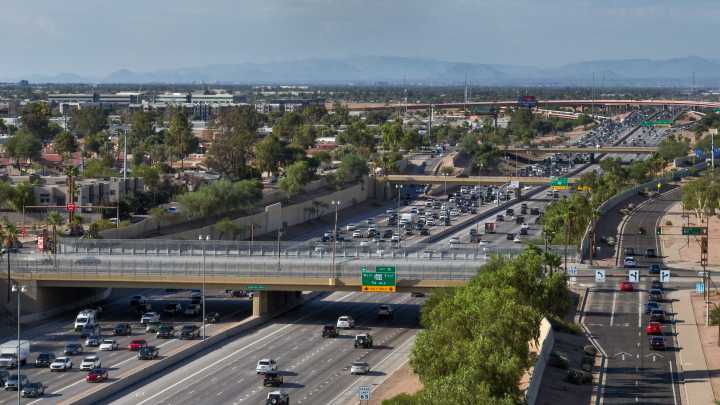 Construction worker struck and killed on Loop 101 on