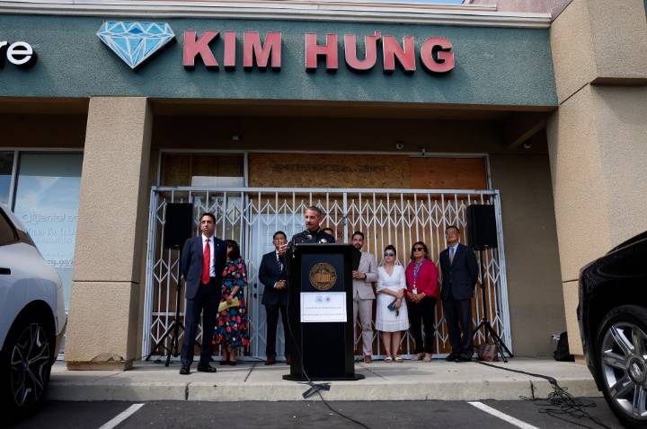 San Jose: Five additional suspects arrested on suspicion of involvement in jewelry store smash