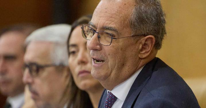 «Son perros entrañables»: el humor con el que Ossorio despacha a los socialistas madrileños