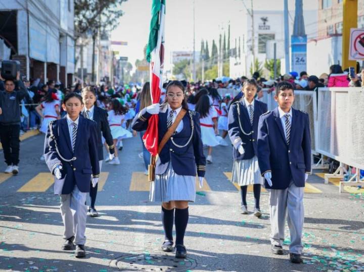 Tizayuca celebra desfile por el aniversario de la Revolución Mexicana