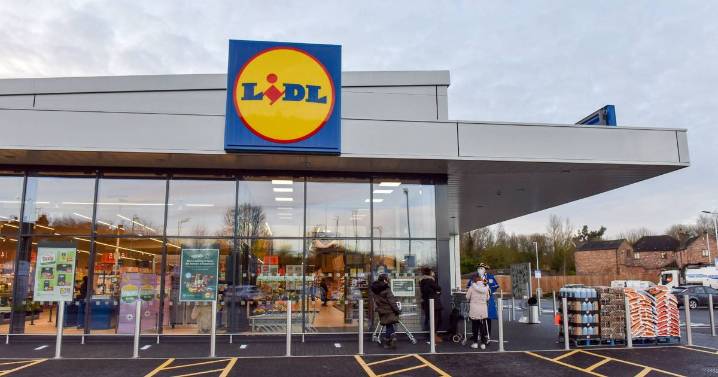 'Do not eat' warning as Lidl issues urgent food recall