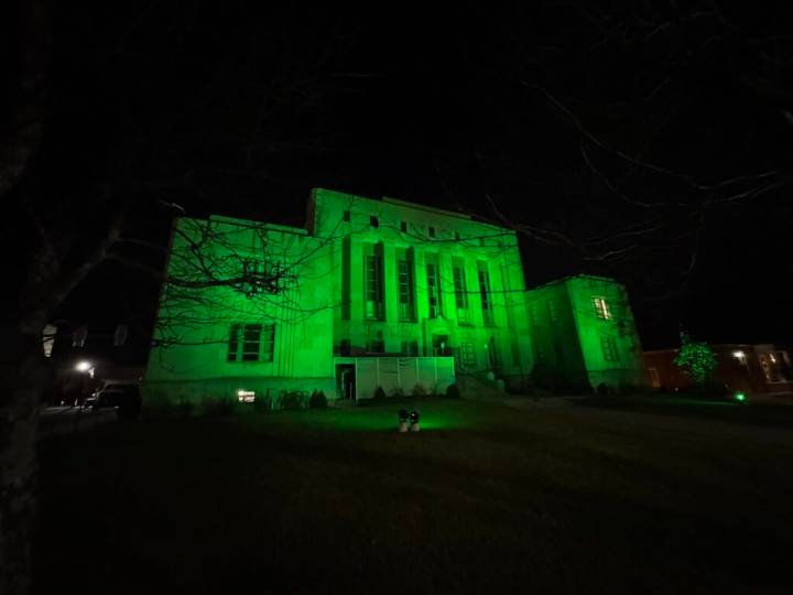 Mercer County Commission honors veterans with Operation Green Light