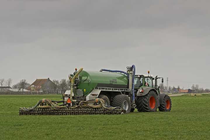In-Season Manure Application with Field Irrigation Field Day Set for Dec. 4