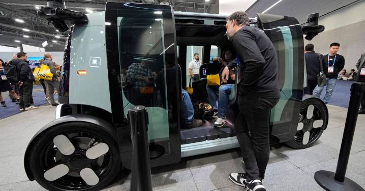 Amazon's Zoox robotaxis service to give free rides in San Francisco as its expansion accelerates