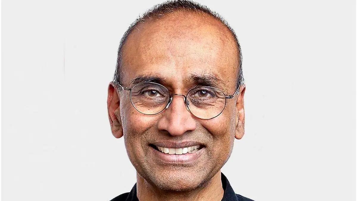 Premio Nobel de Química, Venki Ramakrishnan, presentará su libro en la BUAP