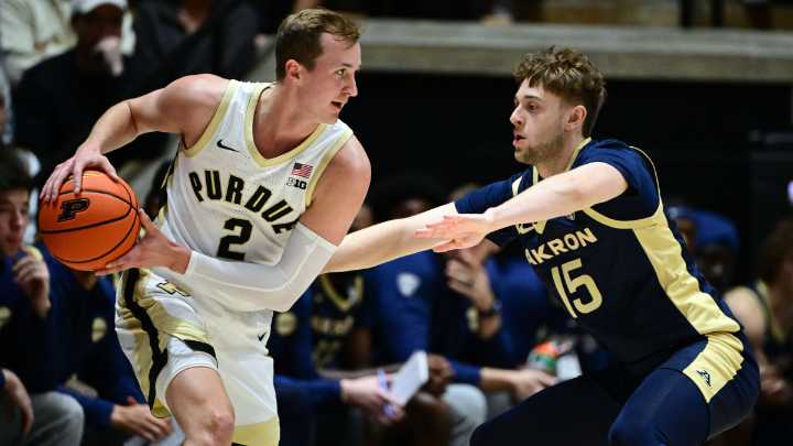 AP Top 25: Purdue holds off Arizona in college basketball rankings