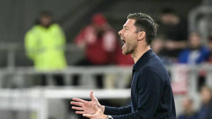 Xabi Alonso responde a Laporta antes de medirse al Girona: “Sabemos los mensajes populistas que caen hacia su parroquia”