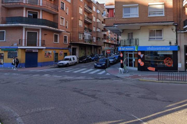 Talavera | Encuentran a un hombre herido con arma blanca y tirado en el suelo de la avenida Pio XII