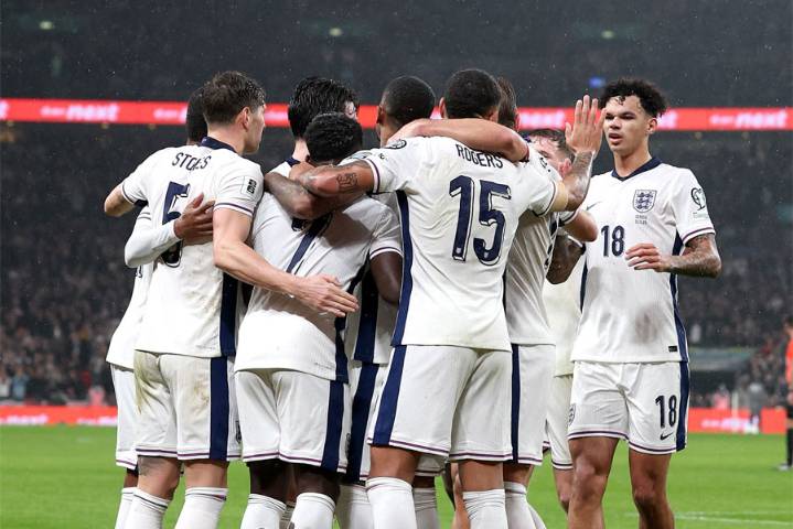 2-0. Inglaterra, a medio gas, elimina a Serbia