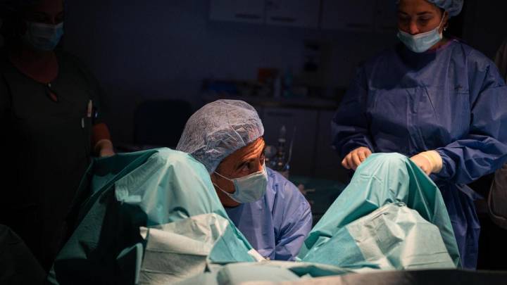 Más mujeres acuden al psicólogo por las secuelas emocionales de la endometriosis