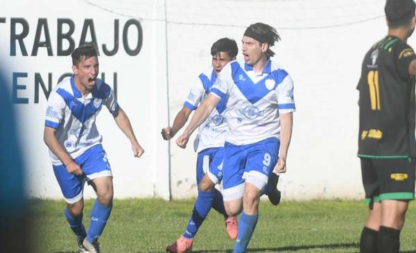 La Armonía ganó una batalla, que tuvo varios yerros arbitrales