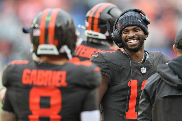 Why the Browns are standing by Dillon Gabriel despite struggles: Is it about him or Shedeur Sanders?