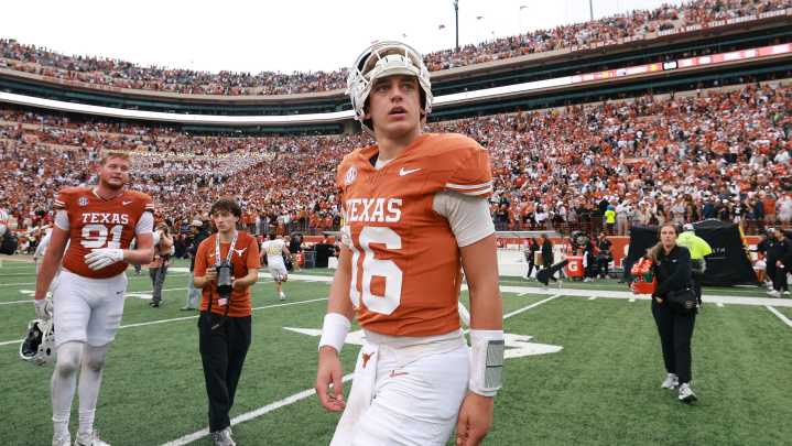 Texas creeping higher, Vanderbilt bubble bursts